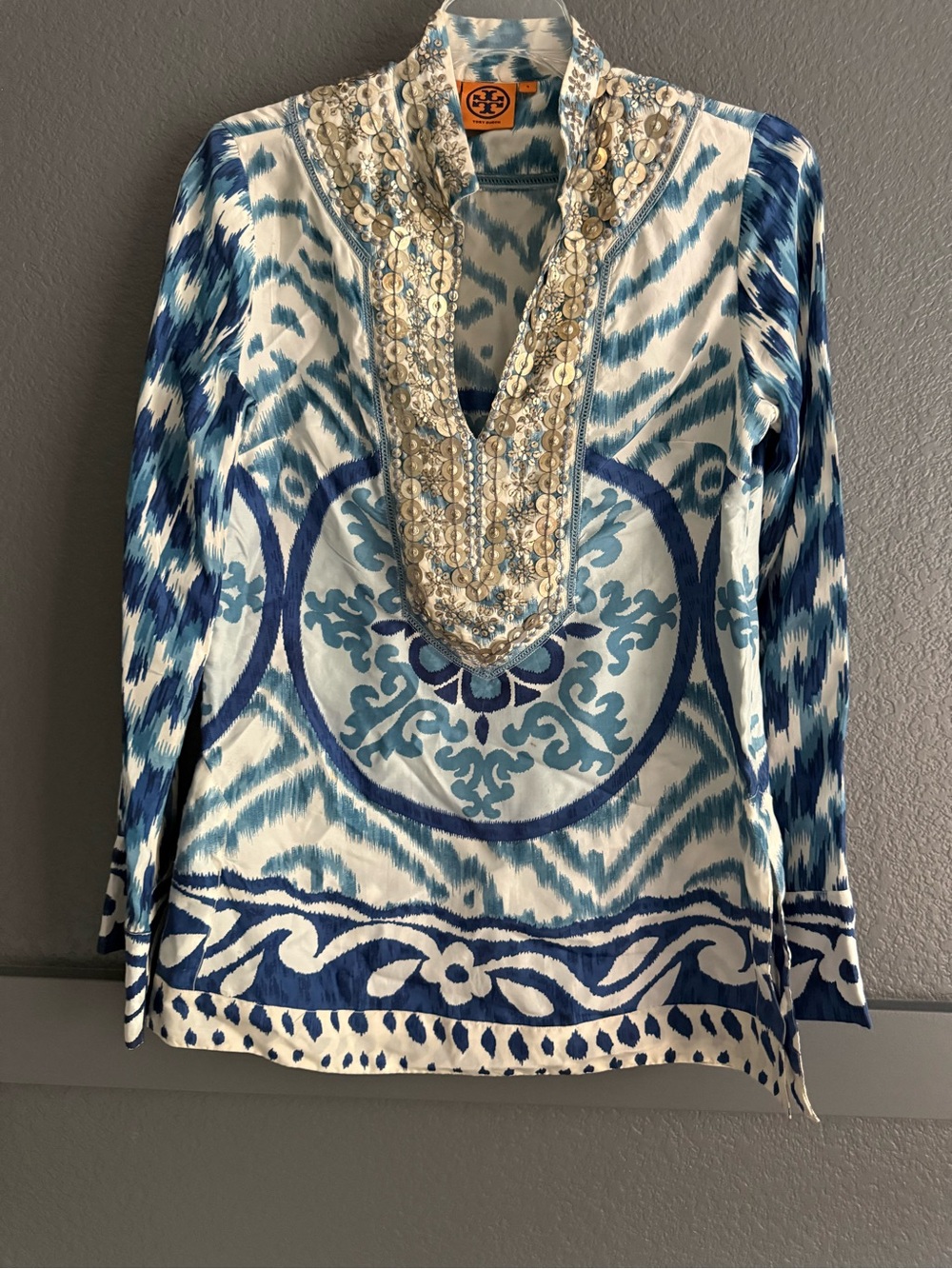TORY BURCH • Blue Patterned Embellished V-Neck Tunic Top size 4